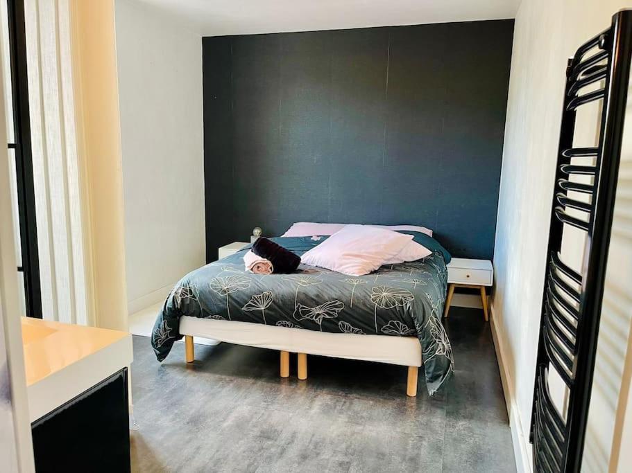 Chaleureux Appart, Proche De La Loire Avec Parking Orleans Luaran gambar