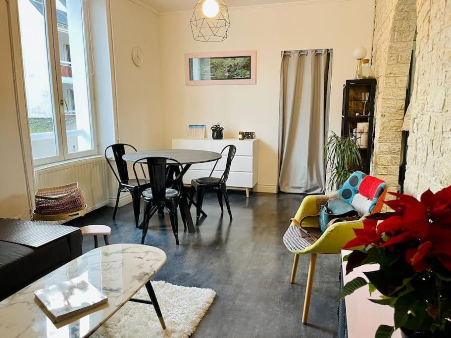 Chaleureux Appart, Proche De La Loire Avec Parking Orleans Luaran gambar
